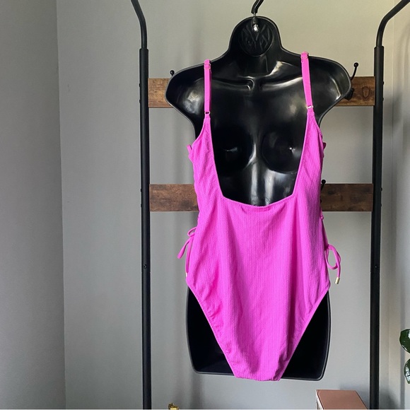 SANCTUARY women’s Sandbar Solids Lace-Up One-Piece Swimsuit in amethyst size L - Picture 6 of 8